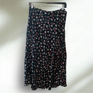 JAPNA Lined Floral Skirt Size L